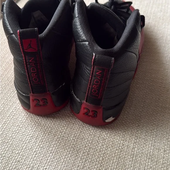 Nike Black and Red Sneakers - Picture 4 of 9